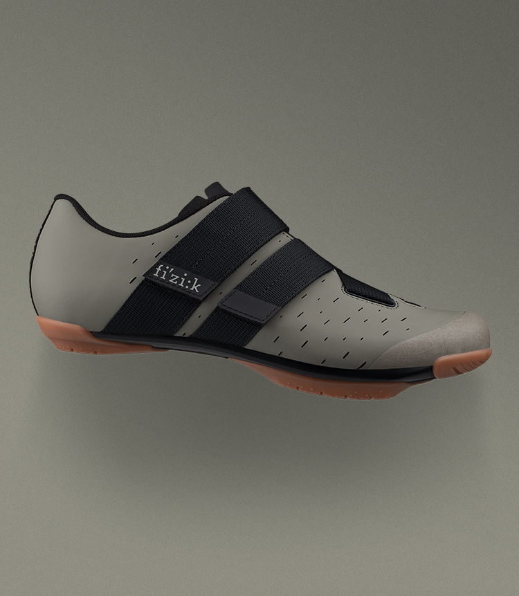 gravel cycling shoes